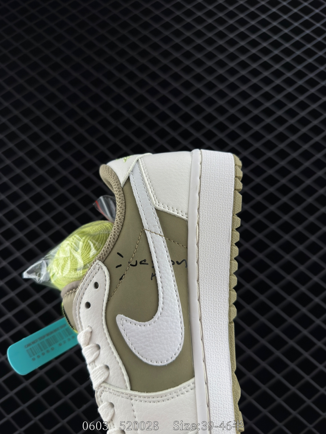 Travis Scott x Nike Air Jordan 1 Low Golf SP”Neutral Oliv”